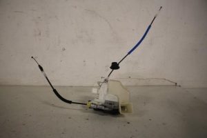 17824093 – 8J1837015F – Deurslot Mechaniek 4Deurs links-voor