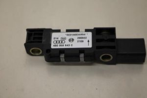 17796918 – 4B0959643C – Airbag Sensor