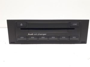 21334880 – 8E0035111D – CD Speler