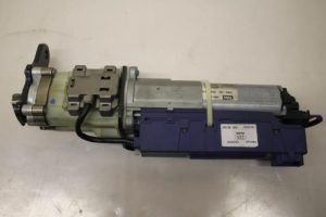 17795818 – 4L0827852A – Sluithulpmotor achterklep