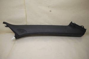 17798231 – 8V786723424A – Stijl rechts-voor