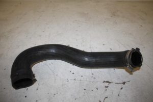 17824998 – 8R0145738G – Intercooler Slang