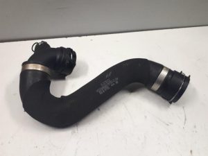 18087916 – 4H0121055AG – Kühlerschlauch