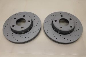 17795002 – 895615301D – Bremsscheibe vorne