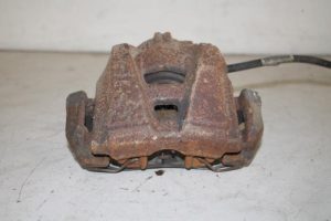 17831393 – 8K0615124C – Remklauw (Tang) rechts-voor