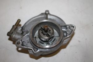 17826306 – 057145100AF – Vacuumpomp (Diesel)