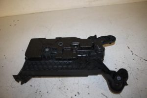 17816067 – 5Q0915331J – Accubak