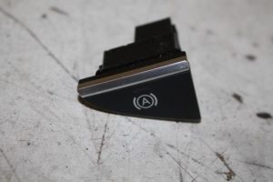 17824891 – 4M2927143B – Schakelaar