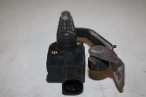 17818916 – 1T0907503 – Xenon height adjustment