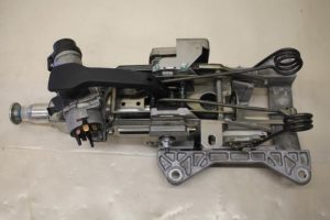 17801638 – 8E0419502H – Steering column housing