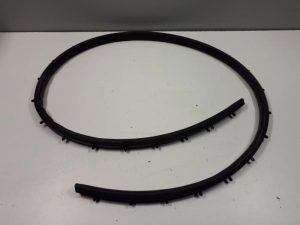 19466021 – 10A823707A – Bonnet rubber