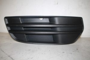 17816990 – 8R080768201C – Stoßstangenrost