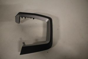 17817348 – 82C857238VMN – Dashboard sierlijst