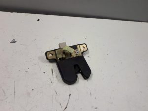 18825199 – 8L0827505 – Slotvanger Achterklep