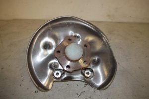 17824971 – 8W0505431P – Achsschenkel links hinten