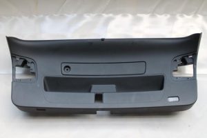 17793876 – 4G9867979C6PS – Tailgate trim