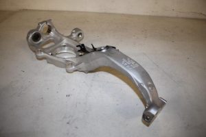 17822052 – 4M0407254J – Fusee rechts-voor