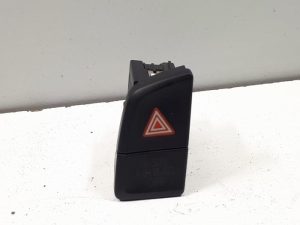 18627883 – 8R2941509A – Paniekverlichtings Schakelaar