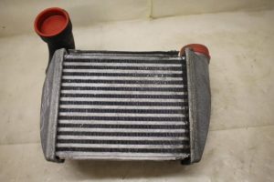 17799337 – 077145806F – Intercooler