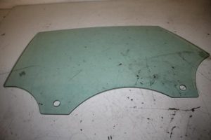 17824066 – 8T8845205B – Rear door window 4-door, left