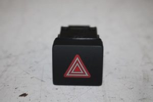 17815468 – 8W0941509A5PR – Paniekverlichtings Schakelaar