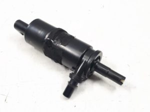 20524743 – 6R0955681 – Headlight washer pump