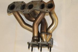 17787437 – 71253017 – Abgaskrümmer