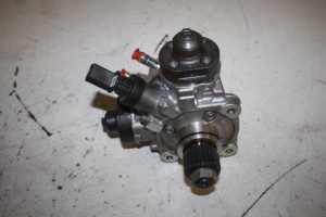 17815251 – 059130755CD – Hogedrukpomp