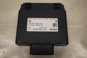 17800862 – 8K0959663B – Spannungsstabilisator