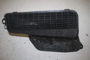 17810221 – 4G1819904A – Luchtgeleider