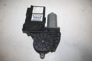 17828916 – 8E1959801B – Door window motor