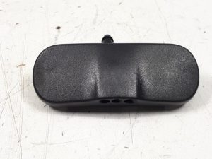 22011048 – 8J0955987G – Front windscreen washer jet