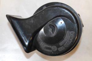 17793251 – 4D0951223 – Claxon