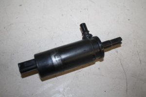 17820906 – 6R0955681 – Pumpe Scheinwerfersprüher