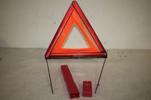 17804726 – 8K0860251 – Gevarendriehoek