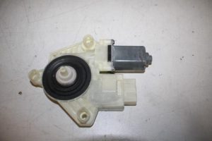 17828751 – 5Q4959811A – Door window motor