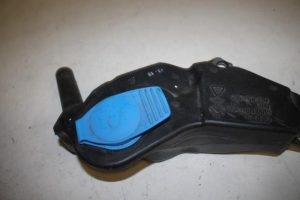 17819168 – 4G2955462 – Front windscreen washer reservoir