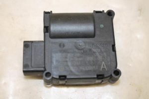 17798091 – 4F0820511A – Kachelklep Motor
