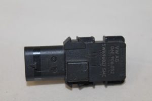 17791910 – 06E906052 – Brandstofdruk sensor