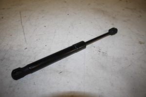 17824519 – 4H0823359D – Gasdemper Motorkap links