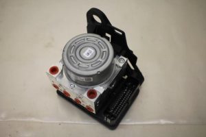 17798447 – 5Q0614517K – ABS Pomp