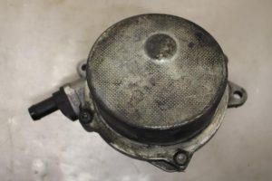 17796580 – 057145100AE – Vacuumpomp (Benzine)