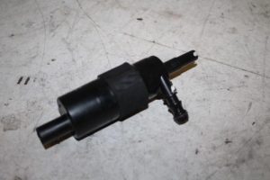 17823190 – 3B7955681 – Headlight washer pump