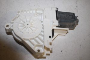 17804391 – 8K0959812A – Door window motor