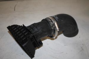 17827021 – 5N0145833A – Intercooler Slang