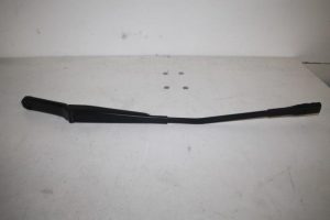 17804764 – 4G1955407D1P9 – Front wiper arm
