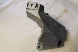 17787531 – 8D0199307G – Motorsteun