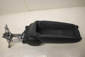 17796027 – 4B0864207C6DP – Armleuning