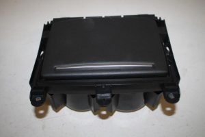 17803058 – 4G0862534A24A – Bekerhouder