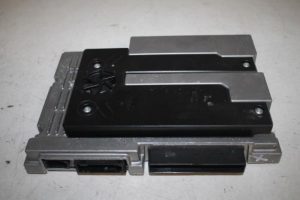 17804560 – 4G1035465 – Radio versterker